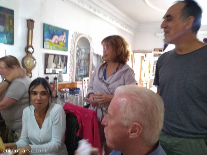 18363 5 Como ver danza , ciclo audiovisual .  7 .º  encuentro , almuerzo , y pasamos la tarde juntos con mateada o bebidas frescas en la terraza .