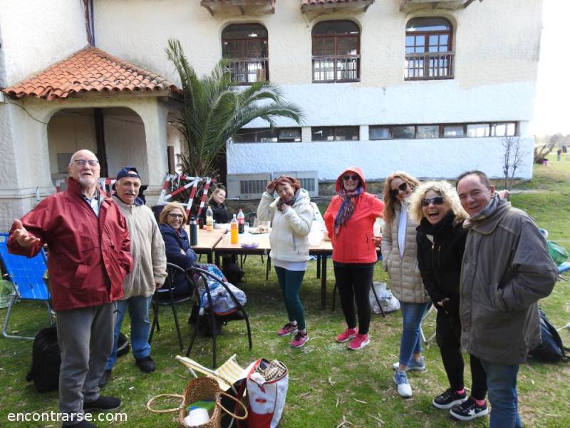 Encuentros Grupales (01/09/2019) :   Picnic pre Primavera en La Plata 