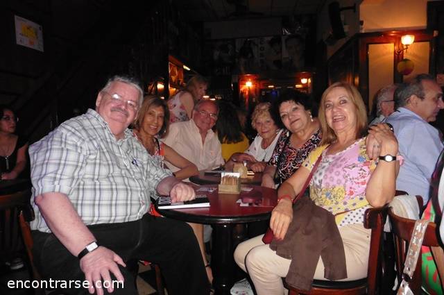 Encuentros Grupales (10/01/2020) :   ME ACOMPAÑAN A FESTEJAR MI CUMPLEAÑOS!!!