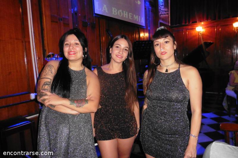 Encuentros Grupales (14/02/2020) :   NOCHE DE ENAMORADOS Y AMANTES