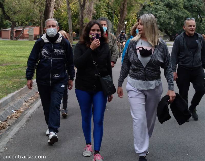 Encuentro 23374 : VAMOS A PALERMO A CAMINAR DOMINGOS A LA MAÑANA EN GRUPO 