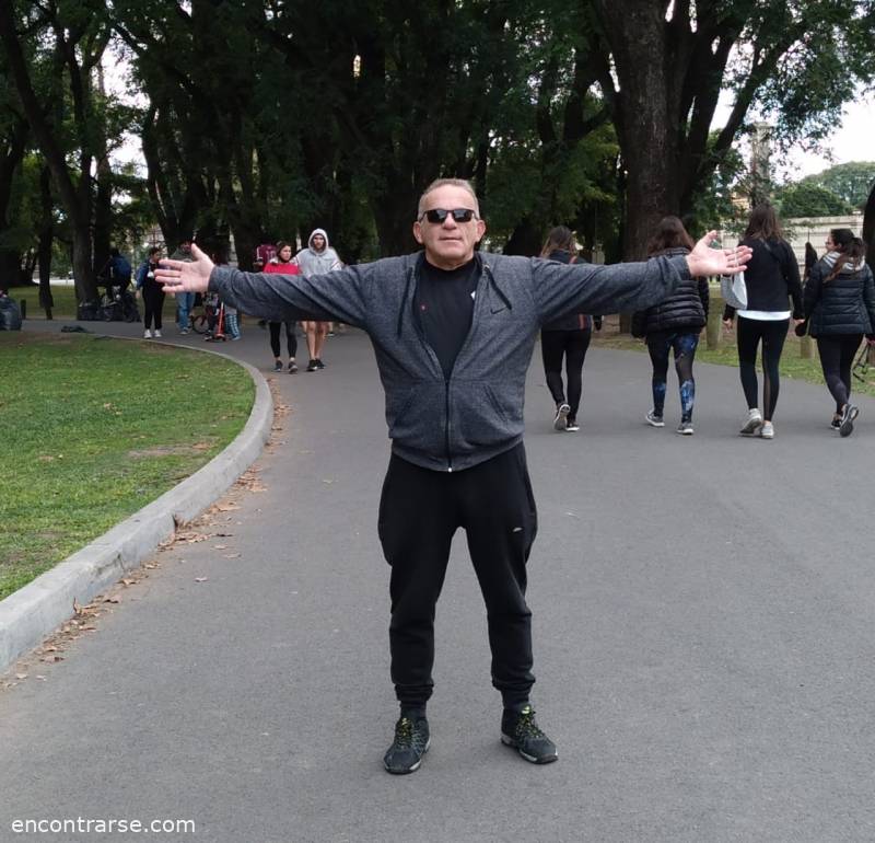 23374 15 VAMOS A PALERMO A CAMINAR DOMINGOS A LA MAÑANA EN GRUPO 