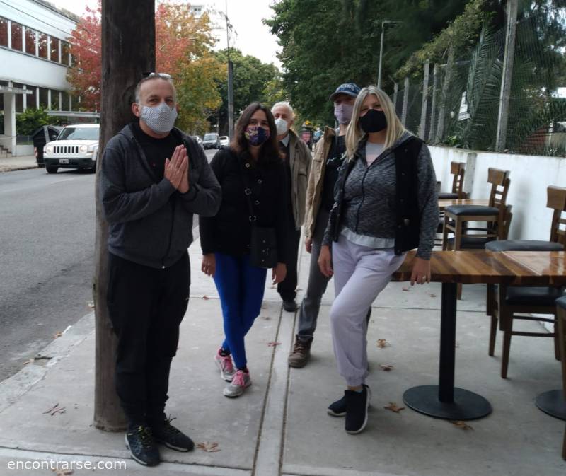 23374 18 VAMOS A PALERMO A CAMINAR DOMINGOS A LA MAÑANA EN GRUPO 