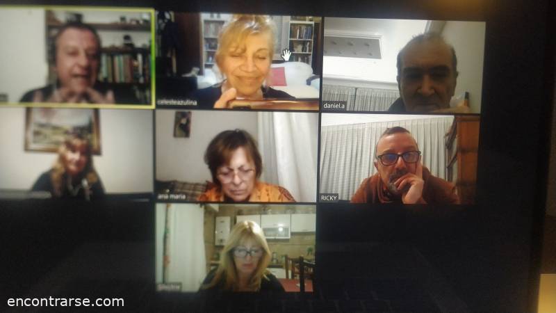 24016 3 Cena de 3 pasos - Encuentro en grupos reducidos para conocer gente por zoom 