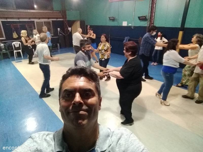 Encuentros Grupales (26/11/2021) :   PRIMAVERA MOVIDITA… BAILAMOS EN ALMAGRO ! ! ! ! 