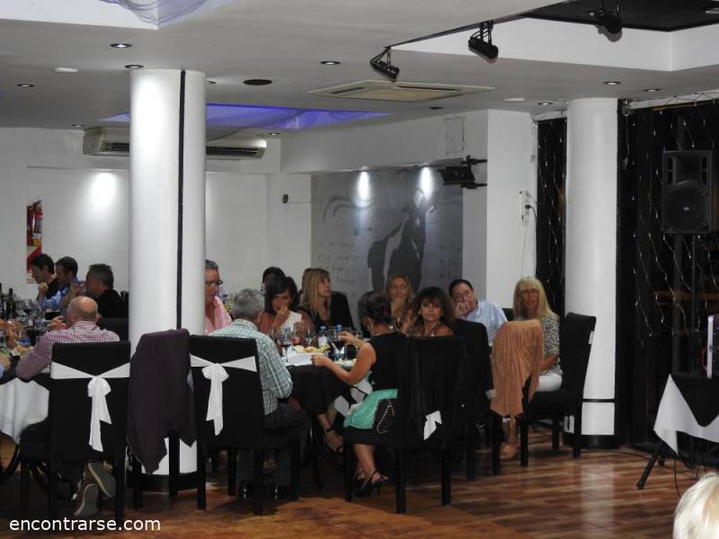 25065 17 ¡¡ Singles Night en Puerto Madero !!