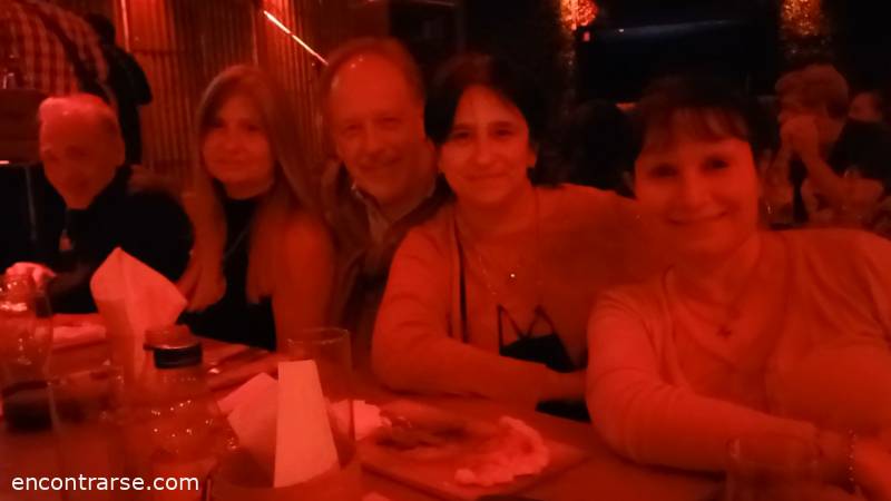 25495 4  CREEDENCE TRIBUTE BANDA EN VIVO