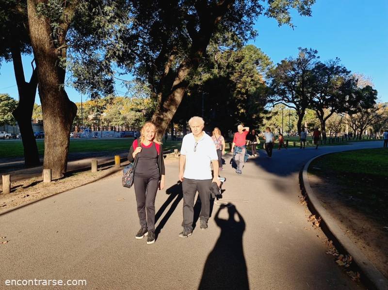 25997 11 CAMINAMOS NUEVAMENTE  POR LOS BOSQUES DE PALERMO, NOS ACOMPAÑAS??