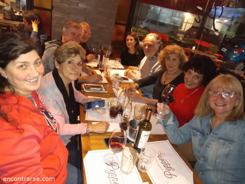 Encuentros Grupales (21/09/2022) :   Taller de escritura creativa:" Te doy la palabra"