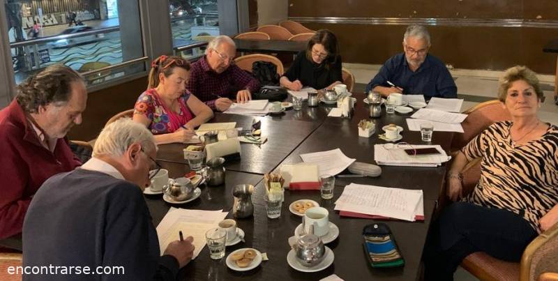 Encuentros Grupales (05/10/2022) :   Taller de escritura creativa:
