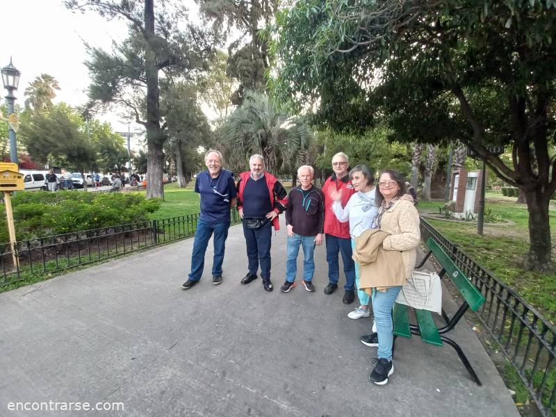27270 2 AHORA EN OCTUBRE CAMINAMOS CON CAFE INCLUIDO