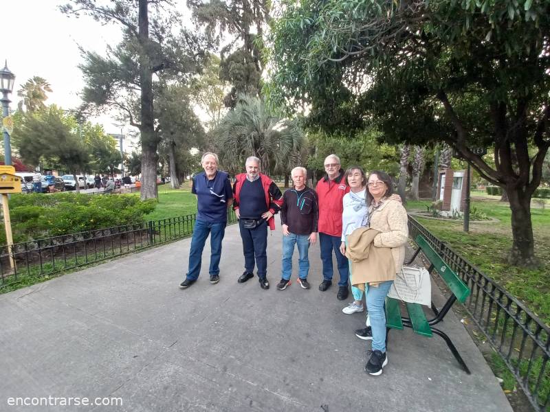 27270 3 AHORA EN OCTUBRE CAMINAMOS CON CAFE INCLUIDO