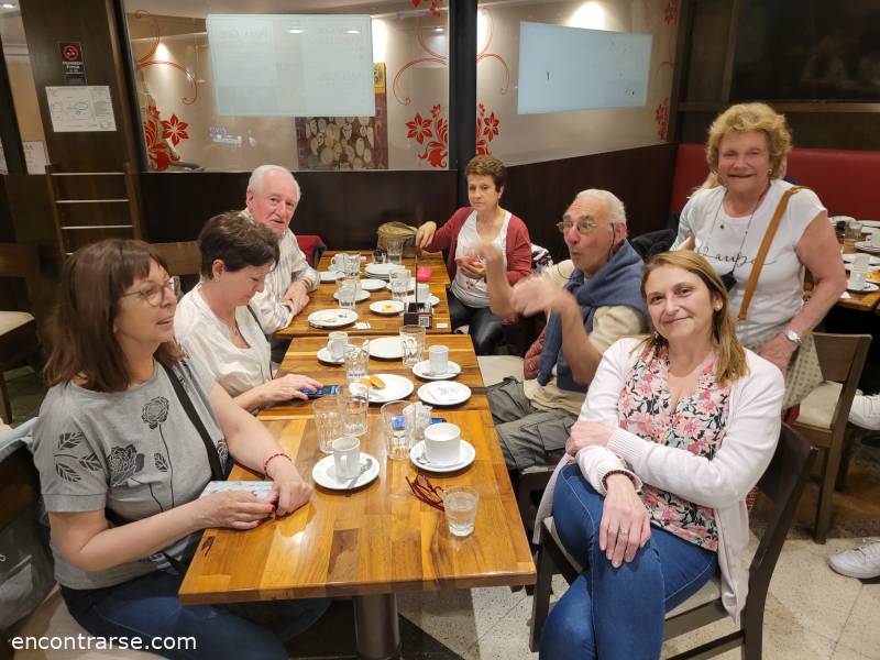 27438 3 Comité de inducción y bienvenida para los nuevos participantes