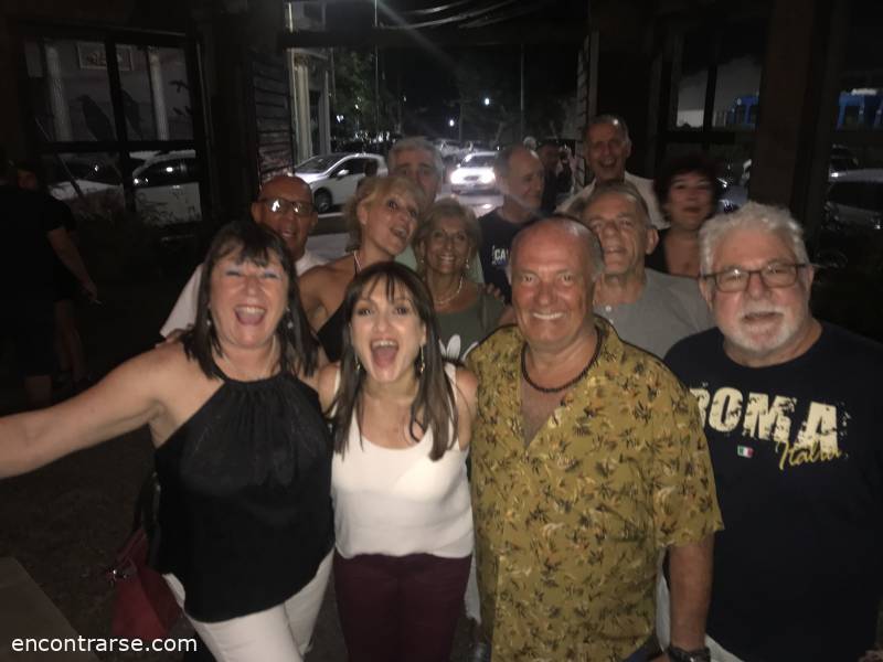 27525 21 ASPEN CLASICOS POP FOOD & LIVE MUSIC
