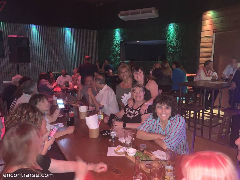 27525 6 ASPEN CLASICOS POP FOOD & LIVE MUSIC