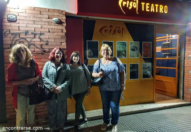 Encuentros Grupales (03/12/2022) :   LA NOCHE SE ESTÁ MURIENDO 