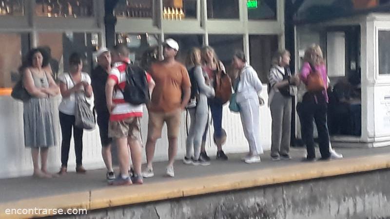 27674 1 CAMINANTES, VOLVEMOS A LA RIVERA NORTE!!! y merendamos en el coqueto resto de la estacion Anchorena.