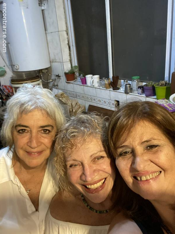 Encuentros Grupales (31/12/2022) :   TE INVITO A FESTEJAR FIN DE AÑO JUNTOS  EN MI CASA..