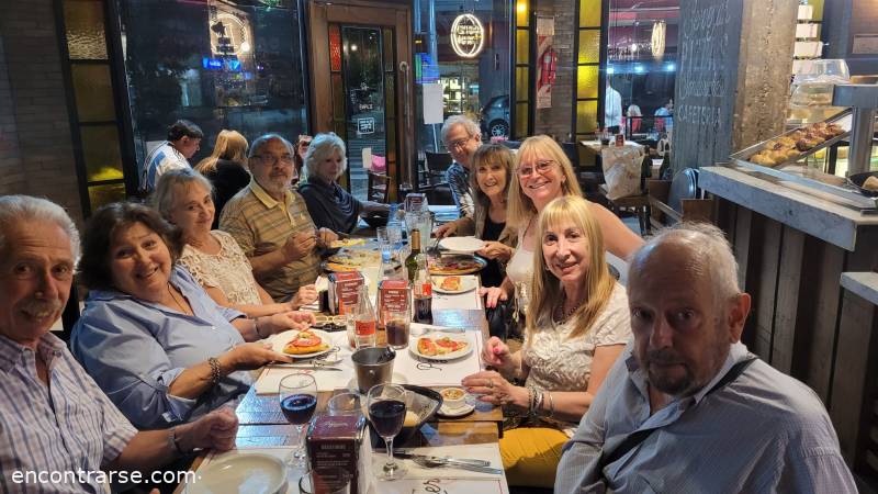 Encuentros Grupales (20/12/2022) :   Los martes son puro cuento