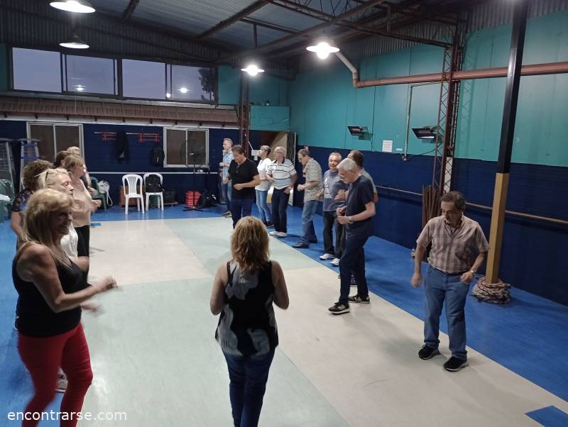 28007 2 MARTES MOVIDITOS…   REVOLUCIÓN SALSABACHATERA EN ALMAGRO !
