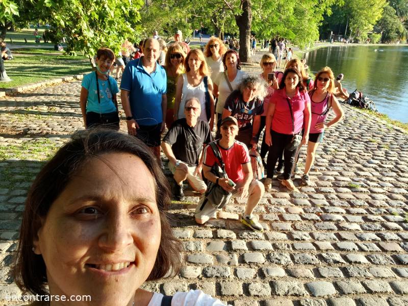 28010 1 CAMINAMOS NUEVAMENTE  POR LOS BOSQUES DE PALERMO