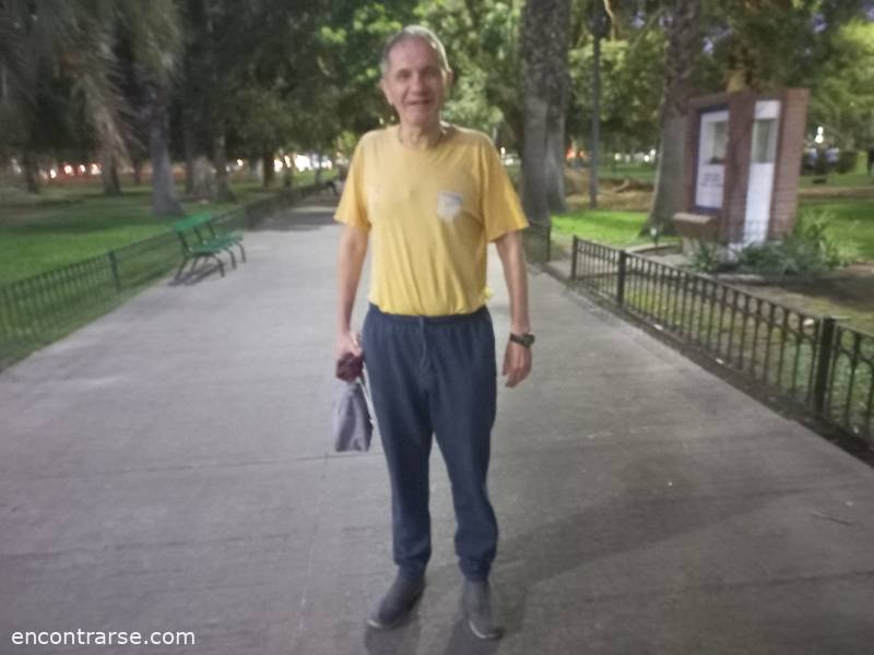 28397 2 UNA TARDE NOCHE PARA CAMINAR Y CAFETEAR