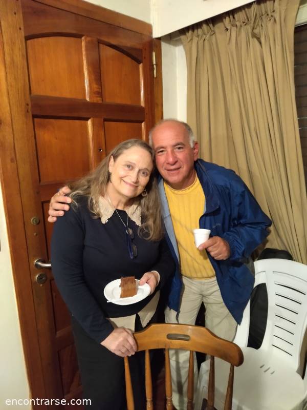 28812 11 COMIDA Y GUITARREADA EN LO DE MAJO