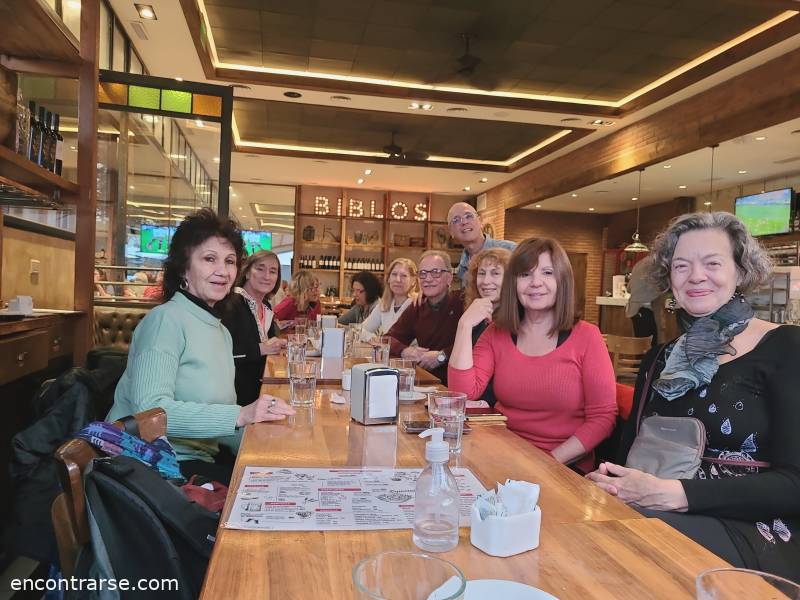 Encuentros Grupales (28/05/2023) :   CAMINAMOS NUEVAMENTE  POR LOS BOSQUES DE PALERMO