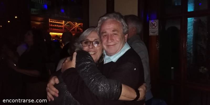 Encuentro 29077 : "NOCHE DE CANCIONES Y BAILE"