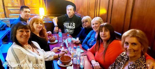 Encuentro 30735 : VUELVEN LOS KARAOKES PARA CANTAR Y DIVERTIRSE