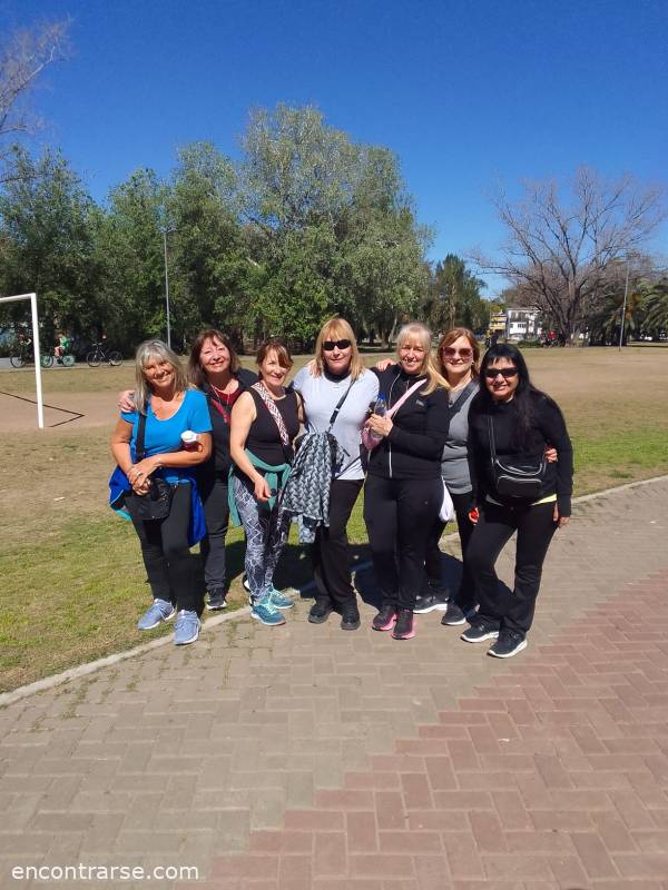 Encuentro 32325 : VENITE A CAMINAR A  RAMOS... EJERCICIO, CHARLAS Y CAFÉ!