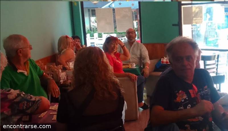 Encuentro 32394 : JUGAMOS RUMMY Y TRUCO EN CASTELAR