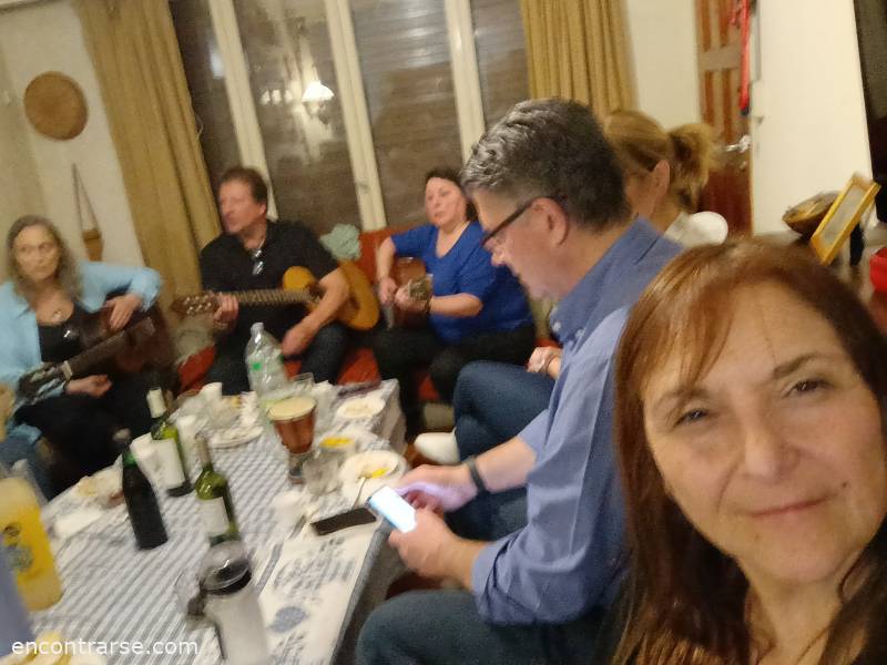Encuentro 32581 : COMIDA Y GUITARREADA EN LO DE MAJO!!!