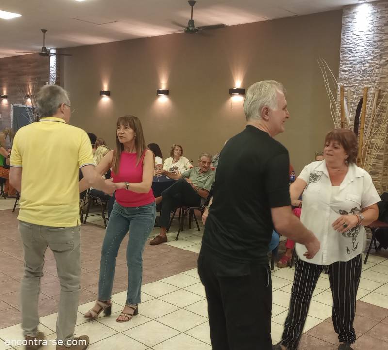 Encuentro 32878 : DESPEDIMOS EL AÑO MERIENDA SHOW Y BAILE, NUEVO LUGAR !!! 