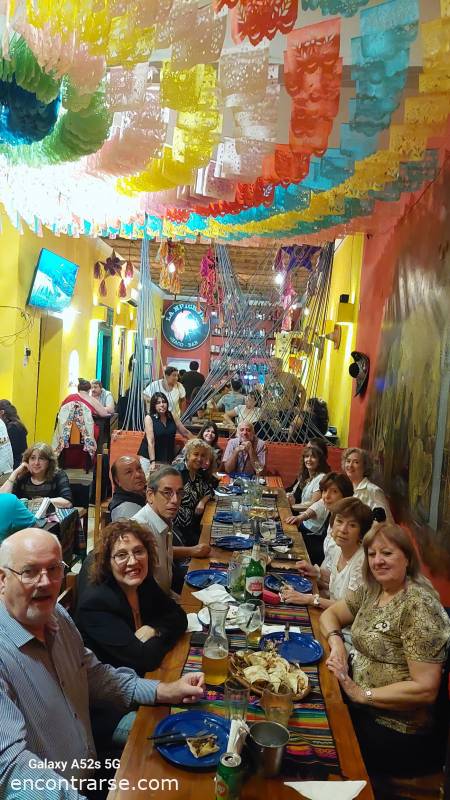 Encuentro 33264 : ¡UNA NOCHE ESPECIAL!