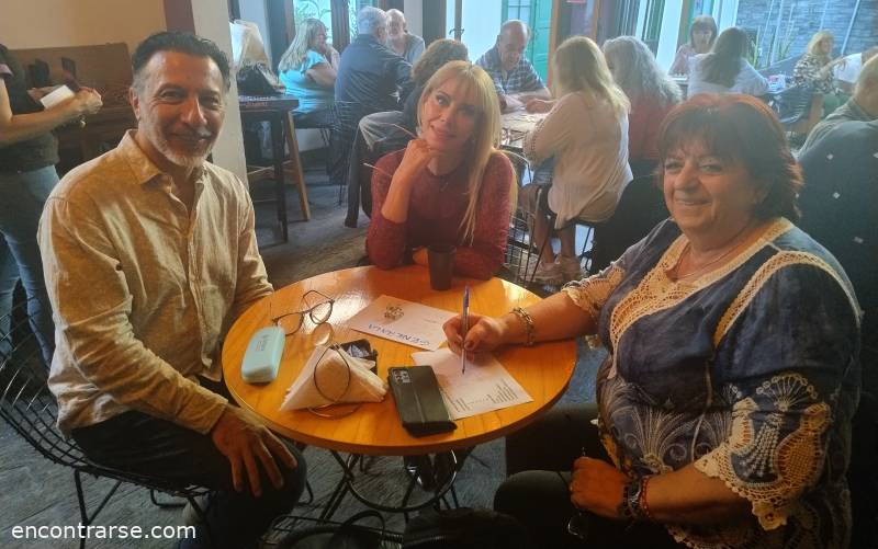 Encuentro 33619 : JUEGOS Y MERIENDA EN UN PATIO DE CABALLITO