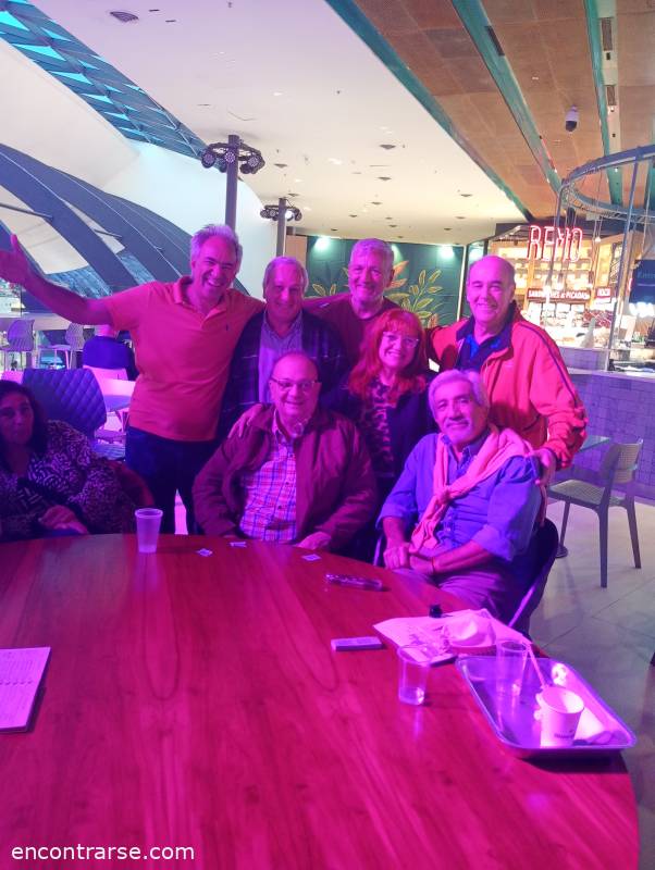 Encuentro 35479 : En Alto Palermo hablamos de viajes