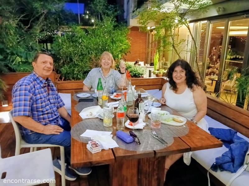 Encuentro 35947 : Drunch en White Bar