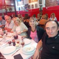 Encuentro 28055 : ME ACOMPAÑAS A DELEITARNOS CON PICADAS CERVEZA Y OTRAS COSAS RICAS  EN LO DE LOPEZ?