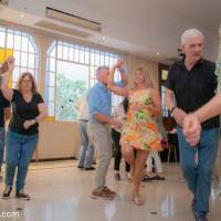 Encuentro 30098 : MERIENDA Y BAILE EN VILLA URQUIZA  ! ! !