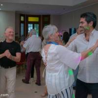 Encuentro 30098 : MERIENDA Y BAILE EN VILLA URQUIZA  ! ! !