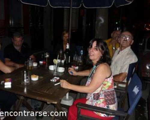 3007 12  La Jones  y Francoday  , invitan  a :  The Rozz Resto Bar 