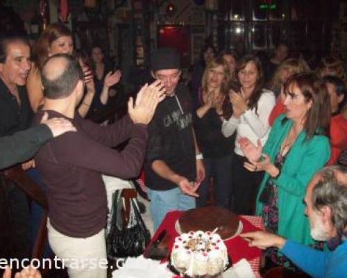 3550 34 Festejamos en franz pub