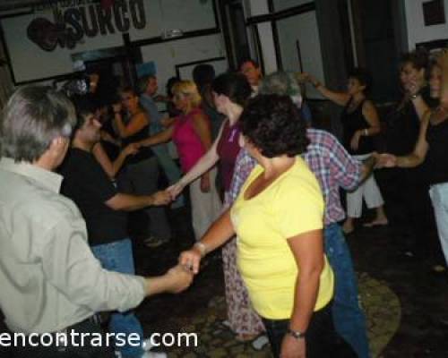 2992 13 VENI a Av. BOEDO 830 * que BAILANDO CON LAS CLASES de DANIELA SEGUIMOS APRENDIENDO y MEJORANDO SALSA , ROCK y AMERICANO!