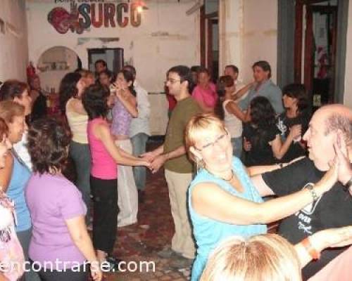 3117 29 VENI a Av. BOEDO 830 * que BAILANDO CON LAS CLASES de DANIELA SEGUIMOS APRENDIENDO y MEJORANDO SALSA , ROCK y AMERICANO!