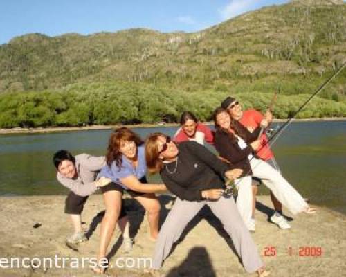 Gente de pesca... Era tannnn grande el pez? :Encuentro Grupal NOS REUNIMOS..COMEMOS PIZZA Y NOS INTERCAMBIAMOS LOS C.D