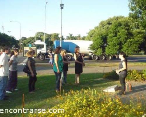 3152 14 MONUMENTOS DE BUENOS AIRES-de la generacion del 80 al proceso militar