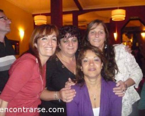 3377 11  THE  ROZZ VARIETE RESTO-PUB by La jones y Francoday