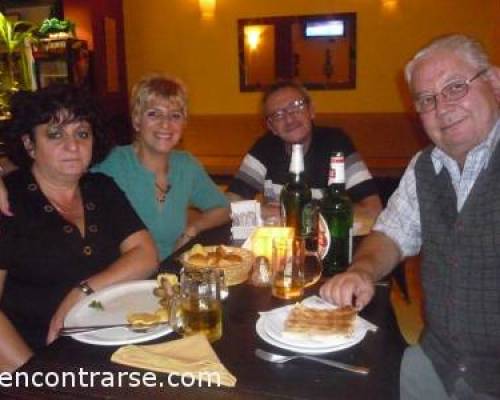 3377 2  THE  ROZZ VARIETE RESTO-PUB by La jones y Francoday