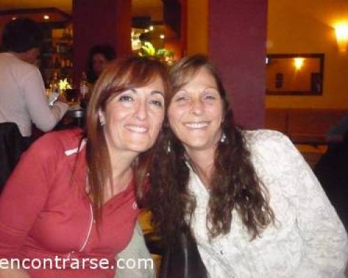 3377 3  THE  ROZZ VARIETE RESTO-PUB by La jones y Francoday